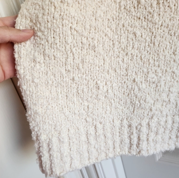 Anthropologie Cream Ivory Fuzzy Pullover Chunky Knit Sweater Size Large - Picture 3 of 11